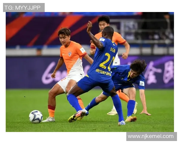 南京足球队荣登全国灵活性排行榜第三名展现卓越实力与潜力 南京足球队荣登全国灵活性排行榜第三名展现卓越实力与潜力