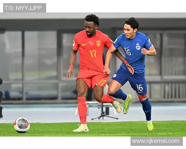 足球明星亲授技艺与心态分享助你提升球场表现与团队合作能力 足球明星亲授技艺与心态分享助你提升球场表现与团队合作能力